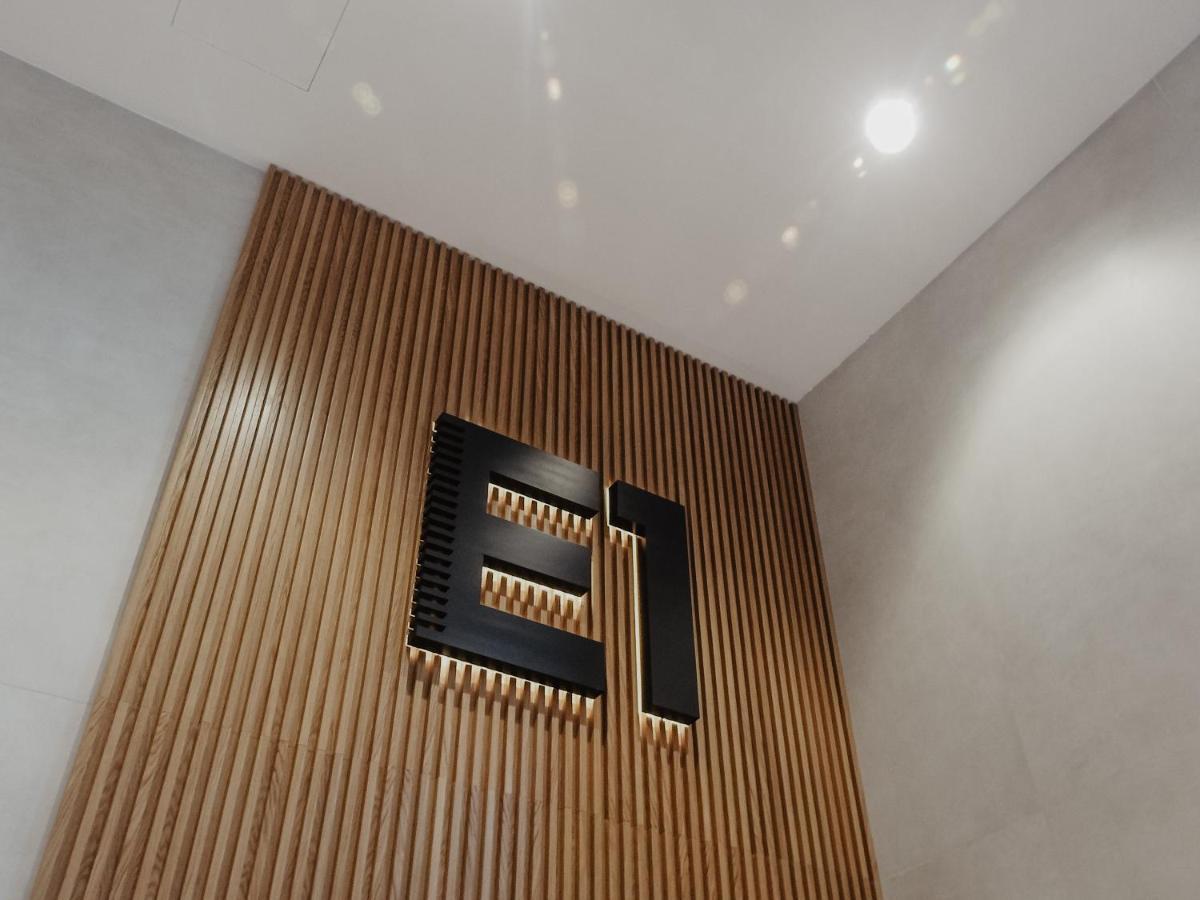 New Luxury Sunrise Oceanview Apartment In Gibraltar Eksteriør billede