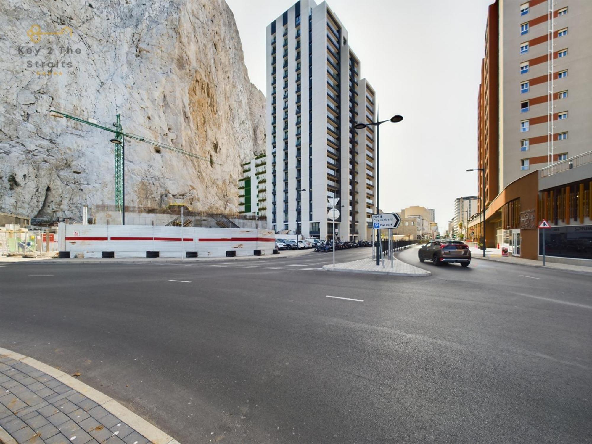 New Luxury Sunrise Oceanview Apartment In Gibraltar Eksteriør billede