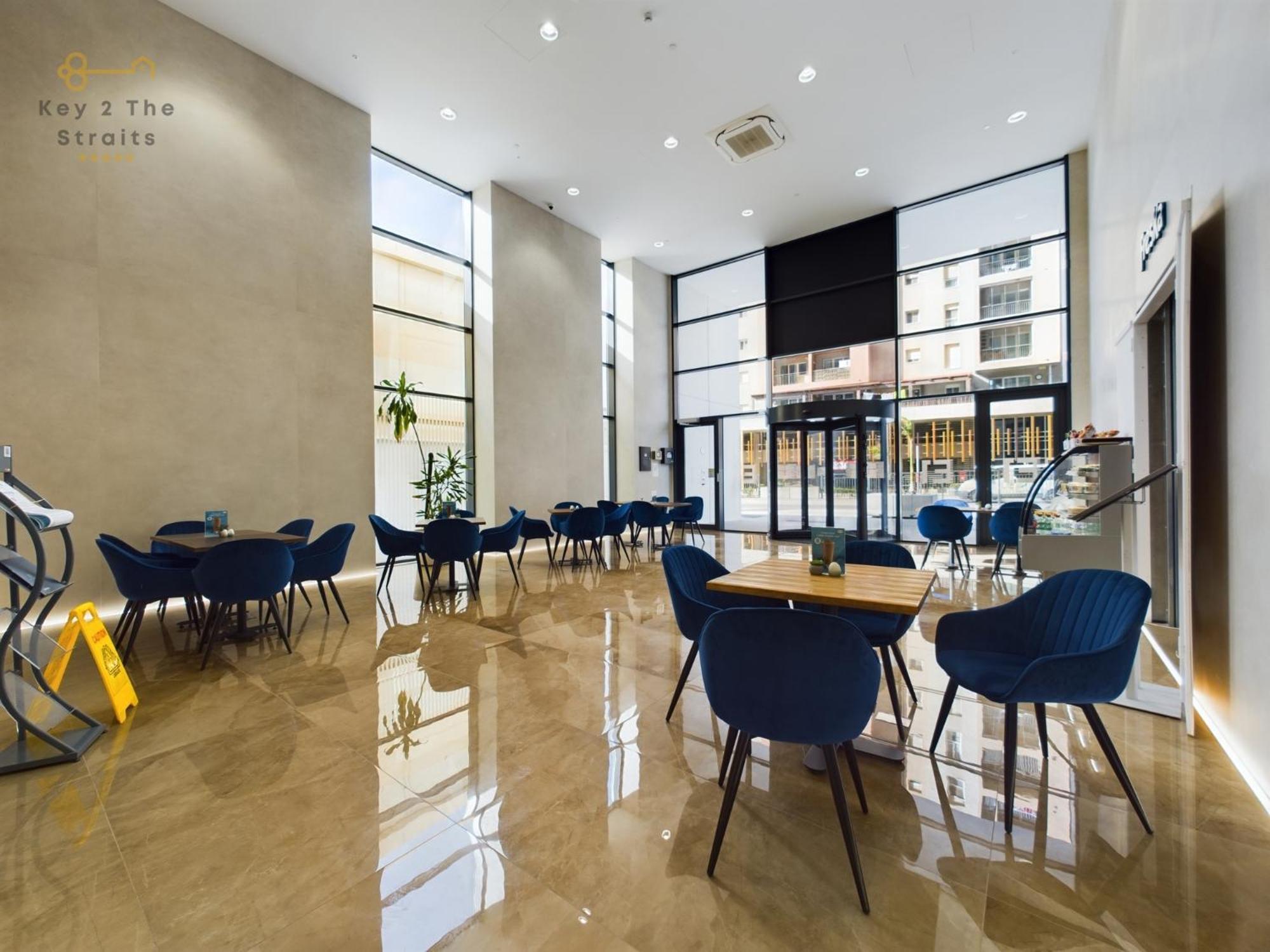 New Luxury Sunrise Oceanview Apartment In Gibraltar Eksteriør billede